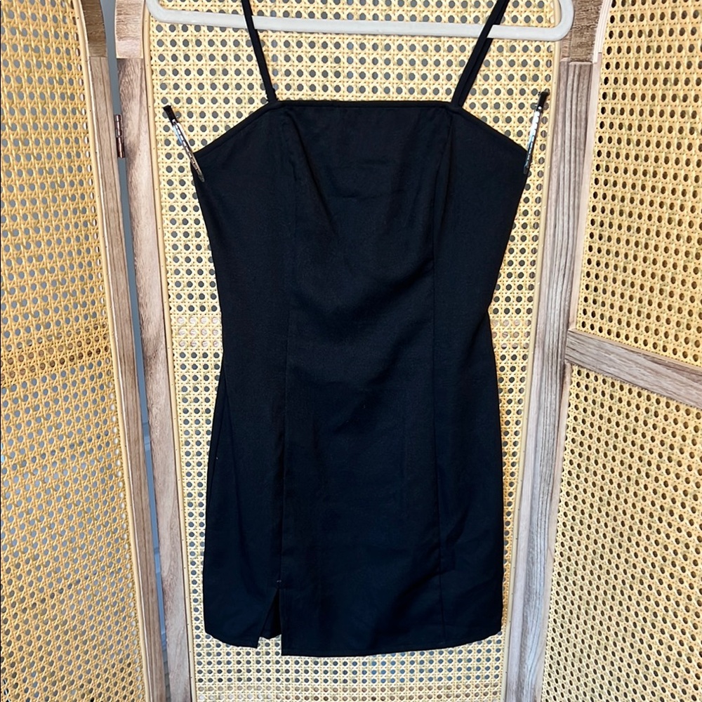 Elegant Black Spaghetti Strap Dress